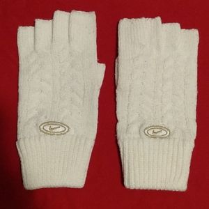Nike gloves